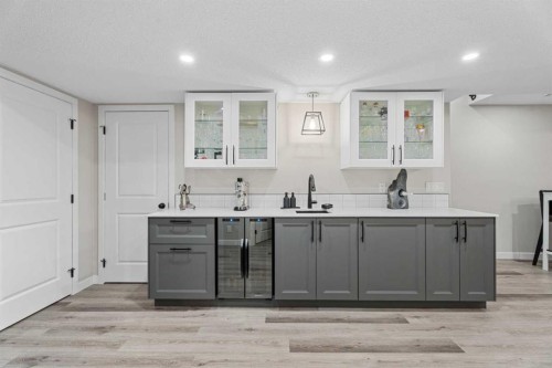 136 Dawson Drive, Chestermere, AB - Indoor Photo Showing Kitchen