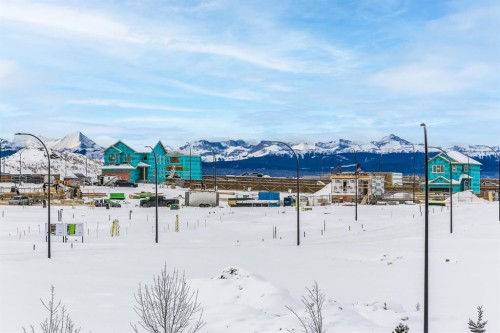 202-437 Alpine Avenue Sw, Calgary, AB - Outdoor With View