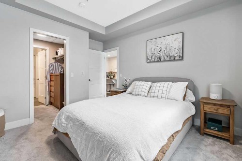 302-8355 19 Avenue Sw, Calgary, AB - Indoor Photo Showing Bedroom