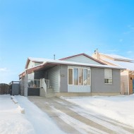 103 Templeson Way NE Calgary, AB T1Y 5R1