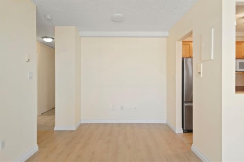 806-1334 12 Avenue Sw, Calgary, AB - Indoor Photo Showing Other Room