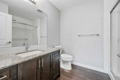 2403-3727 Sage Hill Drive, Calgary, AB - Indoor Photo Showing Bathroom