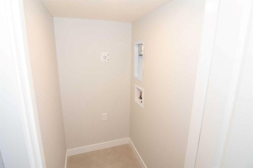 34 Setonvista Grove Se, Calgary, AB 