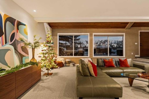 4-2200 Varsity Estates Drive Nw, Calgary, AB - Indoor