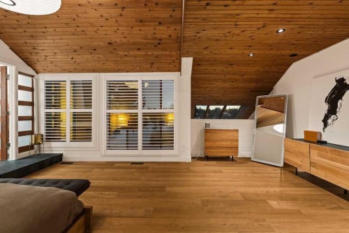 4-2200 Varsity Estates Drive Nw, Calgary, AB - Indoor