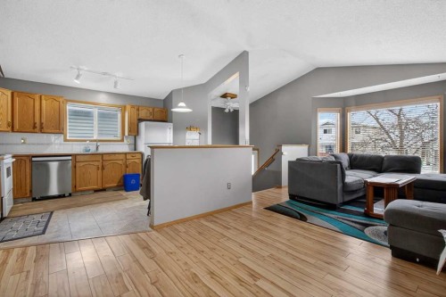 40 Erin Circle Se, Calgary, AB - Indoor