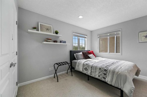 95 Panorama Hills View Nw, Calgary, AB - Indoor Photo Showing Bedroom