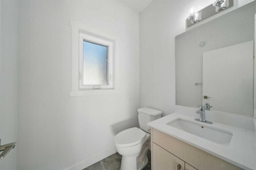 106-75 Cornerstone Row Ne, Calgary, AB - Indoor Photo Showing Bathroom