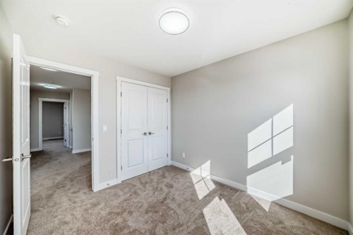 156 Belvedere Park Se, Calgary, AB - Indoor Photo Showing Other Room