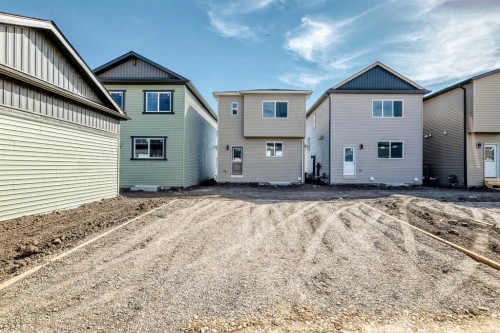 156 Belvedere Park Se, Calgary, AB - Outdoor