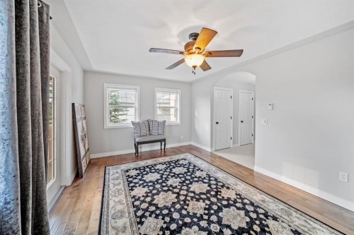 187 Gleneagles View, Cochrane, AB - Indoor Photo Showing Other Room