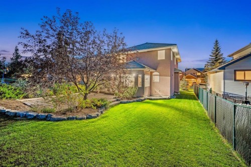 187 Gleneagles View, Cochrane, AB - Outdoor