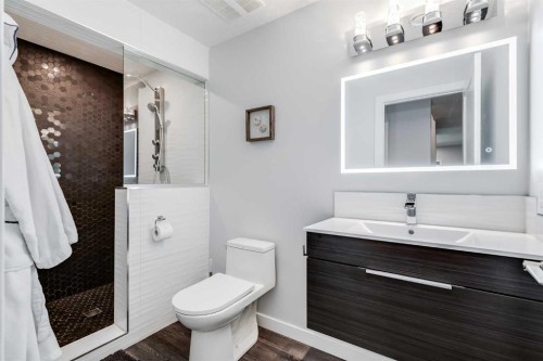 49 Auburn Springs Place Se, Calgary, AB - Indoor Photo Showing Bathroom