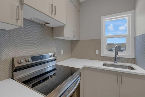64 Lewisburg Close Ne, Calgary, AB - Indoor Photo Showing Kitchen