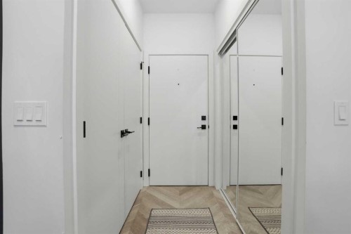 104-4275 Norford Avenue Nw, Calgary, AB - Indoor Photo Showing Other Room