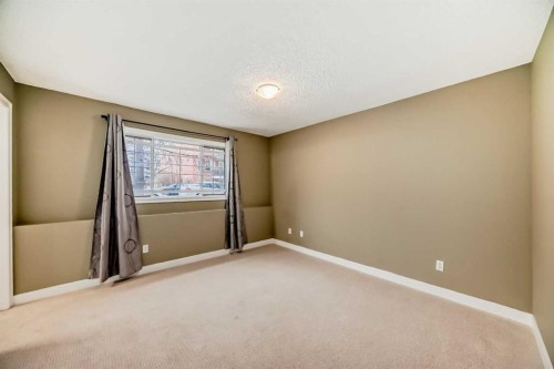 1215 15 Avenue Sw, Calgary, AB - Indoor Photo Showing Other Room