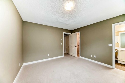 1215 15 Avenue Sw, Calgary, AB - Indoor Photo Showing Other Room