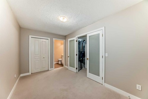 1215 15 Avenue Sw, Calgary, AB - Indoor Photo Showing Other Room