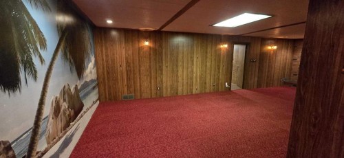 6320 Rundlehorn Drive Ne, Calgary, AB - Indoor Photo Showing Other Room