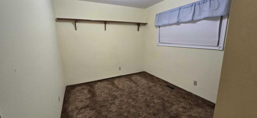 6320 Rundlehorn Drive Ne, Calgary, AB - Indoor Photo Showing Other Room