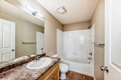 1114-333 Taravista Drive Ne, Calgary, AB - Indoor Photo Showing Bathroom