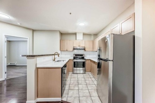1114-333 Taravista Drive Ne, Calgary, AB - Indoor Photo Showing Kitchen