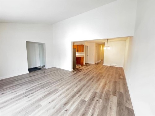 6879 Rundlehorn Drive Ne, Calgary, AB - Indoor Photo Showing Other Room
