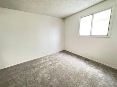 6879 Rundlehorn Drive Ne, Calgary, AB - Indoor Photo Showing Other Room
