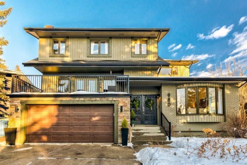 980 Edgemont Road Nw, Calgary, AB - Outdoor