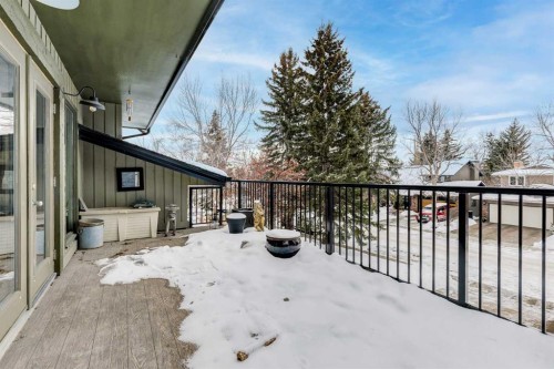 980 Edgemont Road Nw, Calgary, AB - Outdoor With Exterior
