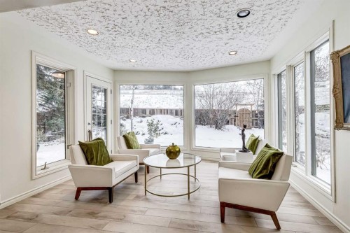 980 Edgemont Road Nw, Calgary, AB - Indoor Photo Showing Living Room