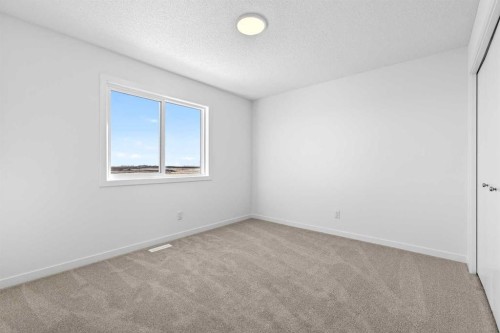 191 Corner Glen Crescent Ne, Calgary, AB - Indoor Photo Showing Other Room