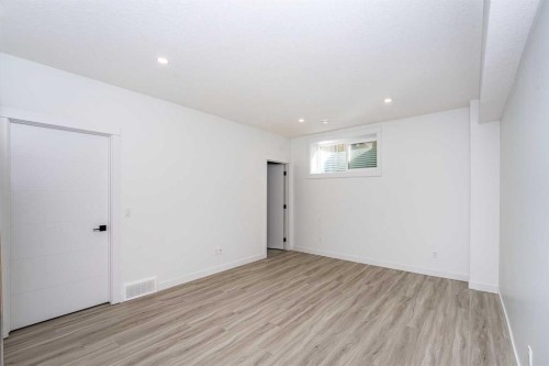 52 Lakes Estates Circle, Strathmore, AB - Indoor Photo Showing Other Room