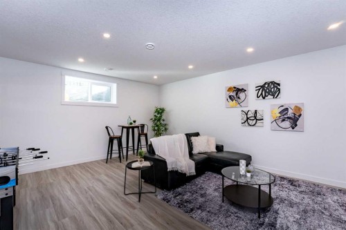 52 Lakes Estates Circle, Strathmore, AB - Indoor