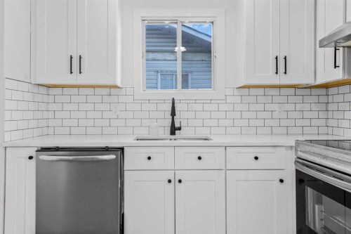 6632 Temple Drive Ne, Calgary, AB - Indoor