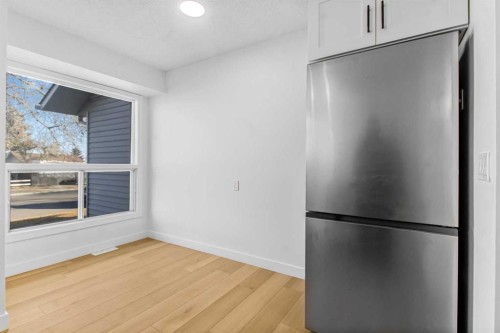 6632 Temple Drive Ne, Calgary, AB - Indoor Photo Showing Other Room