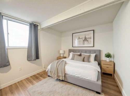 22A-333 Braxton Place Sw, Calgary, AB - Indoor Photo Showing Bedroom
