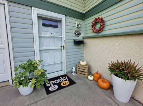 22A-333 Braxton Place Sw, Calgary, AB - Outdoor With Exterior