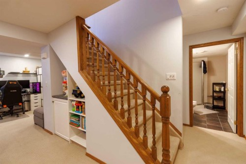 123 Riverwood Circle Se, Calgary, AB - Indoor Photo Showing Other Room