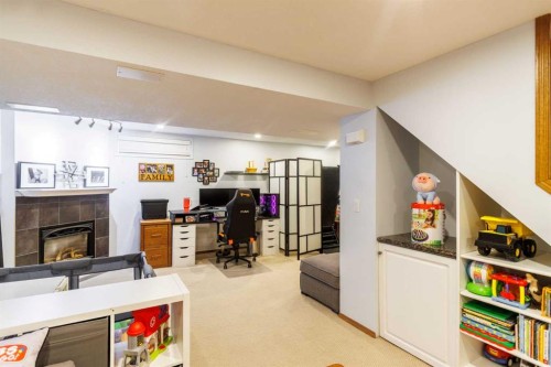 123 Riverwood Circle Se, Calgary, AB - Indoor