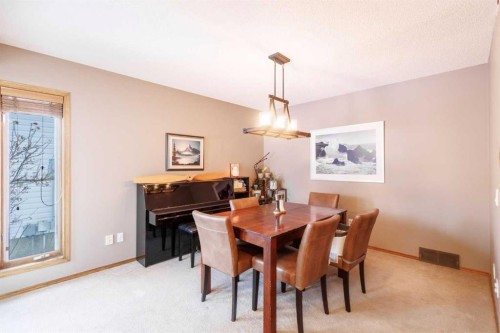 123 Riverwood Circle Se, Calgary, AB - Indoor Photo Showing Dining Room