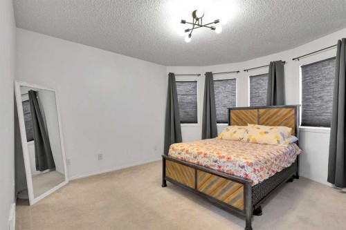 298 Taravista Street Ne, Calgary, AB - Indoor Photo Showing Bedroom