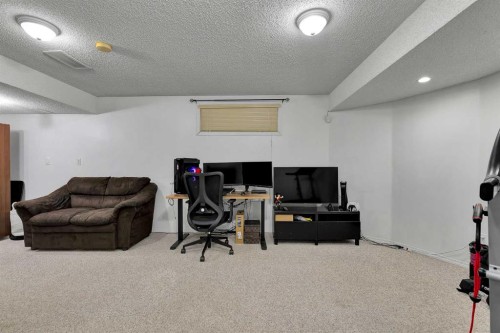 298 Taravista Street Ne, Calgary, AB - Indoor
