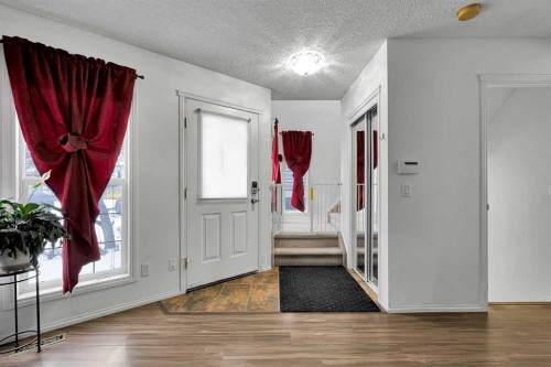 298 Taravista Street Ne, Calgary, AB - Indoor Photo Showing Other Room