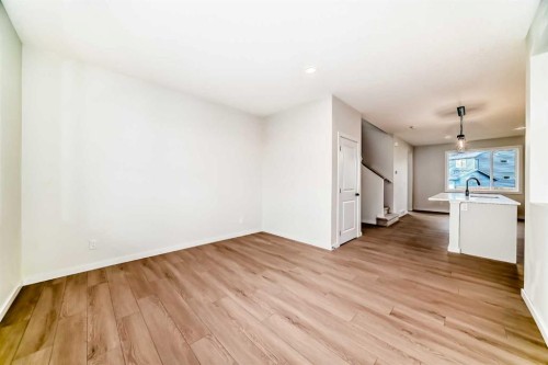 126 Lanark Gate Se, Airdrie, AB - Indoor Photo Showing Other Room