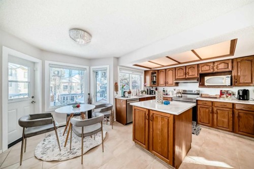 8328 Edgevalley Drive Nw, Calgary, AB - Indoor Photo Showing Kitchen