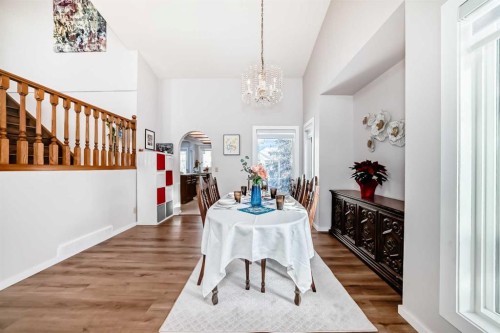 8328 Edgevalley Drive Nw, Calgary, AB - Indoor Photo Showing Other Room