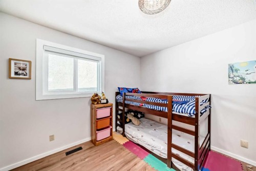 8328 Edgevalley Drive Nw, Calgary, AB - Indoor