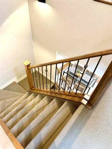 624 27 Avenue Nw, Calgary, AB - Indoor Photo Showing Other Room