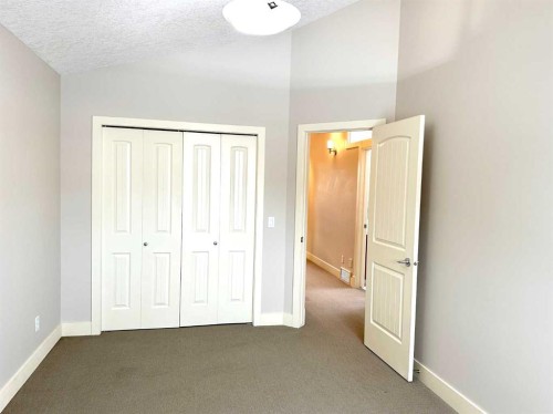 624 27 Avenue Nw, Calgary, AB - Indoor